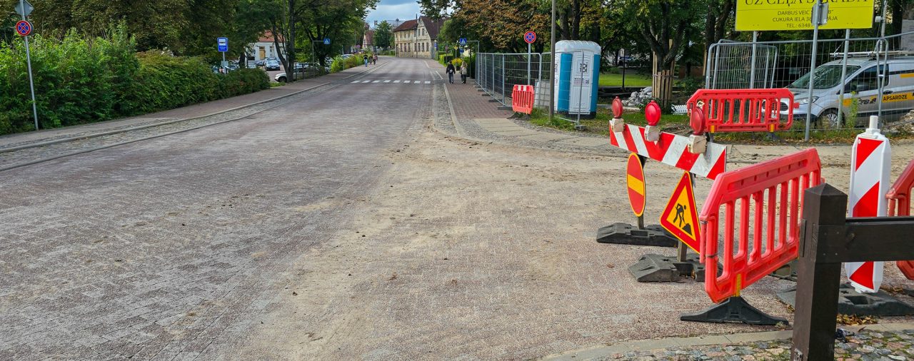 Jelgavas ielas un Kalna ielas iedzīvotāju ievērībai